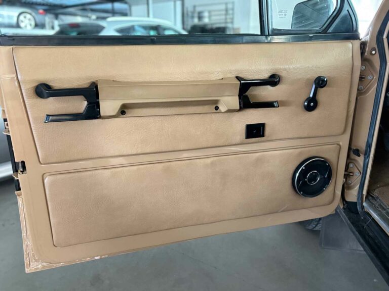 Land Rover Range RoverClassic Suffix F LHD_20405115_27