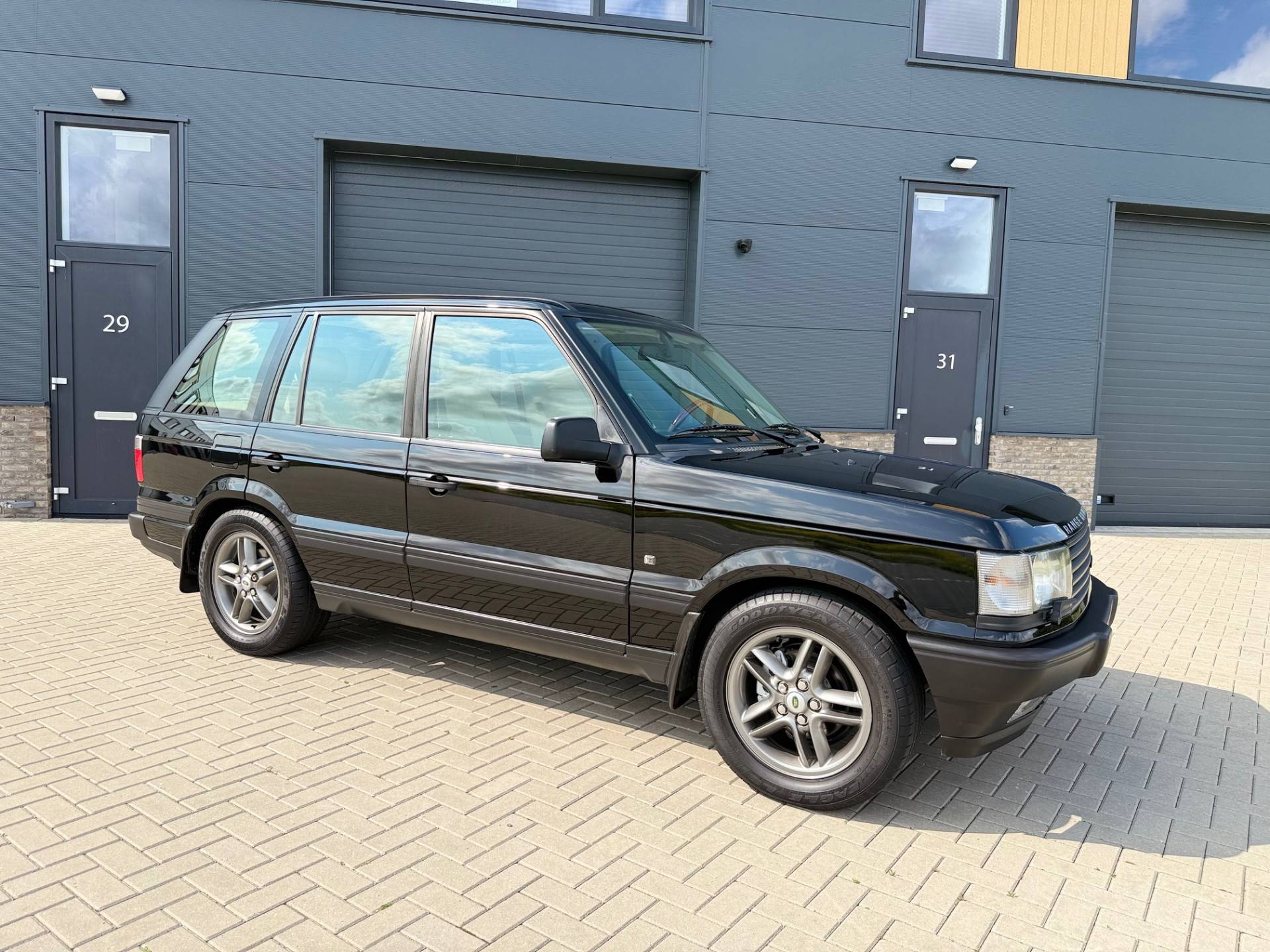 Land Rover Range Rover 4.6 HSE Zwart 137411509-1