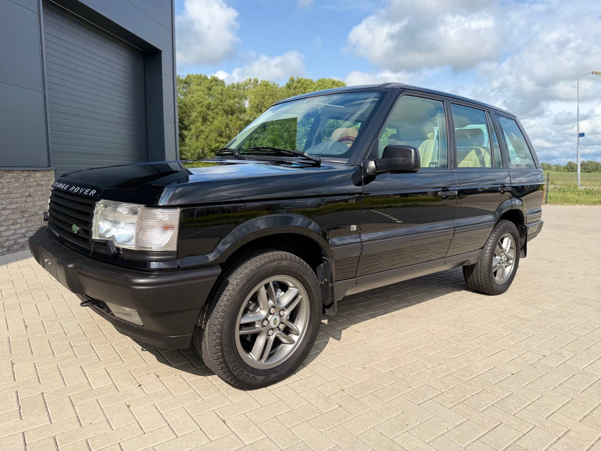 Land Rover Range Rover 4.6 HSE Zwart 137411509-25