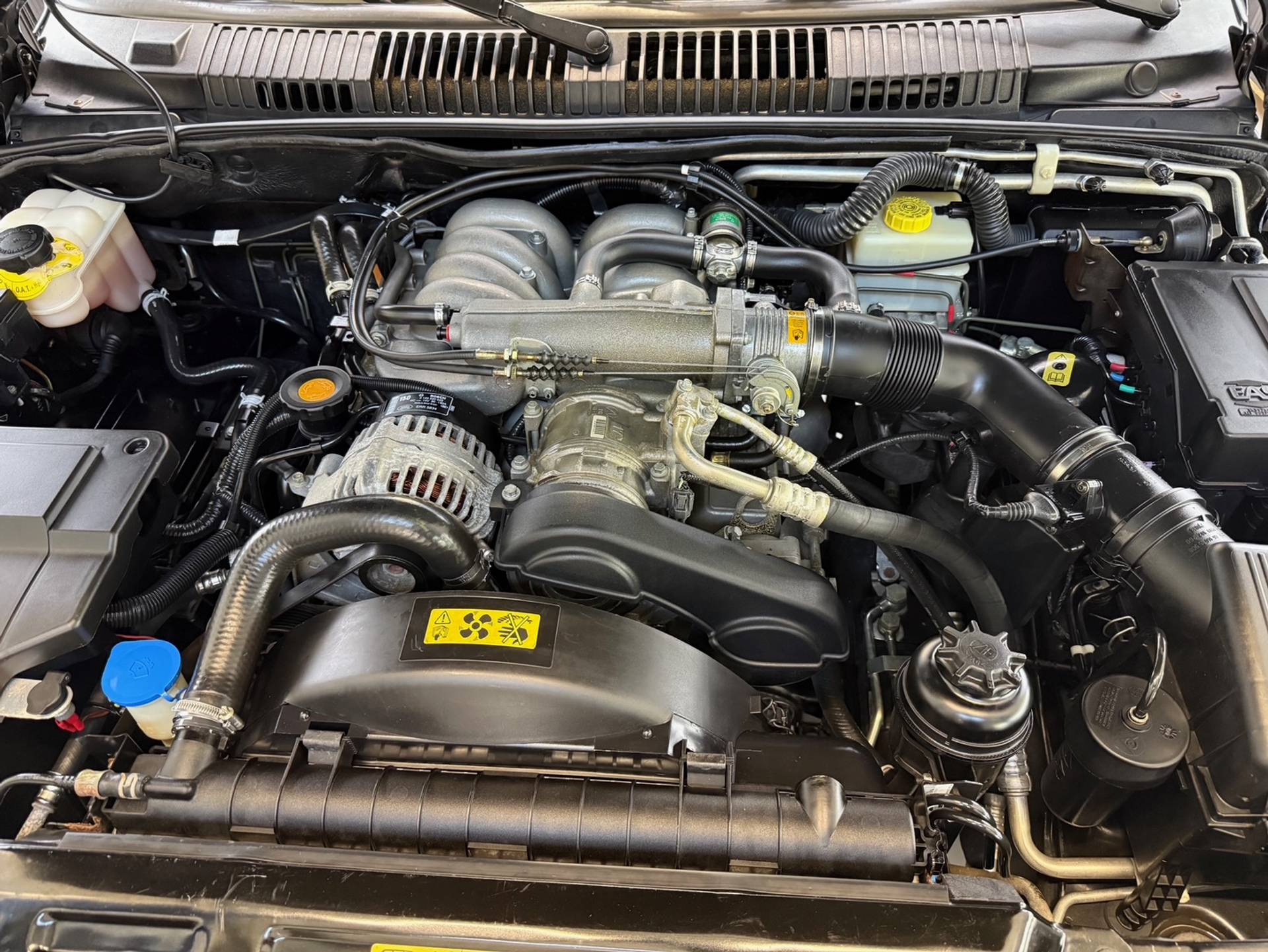 Land Rover Range Rover 4.6 HSE Zwart 137411509-27