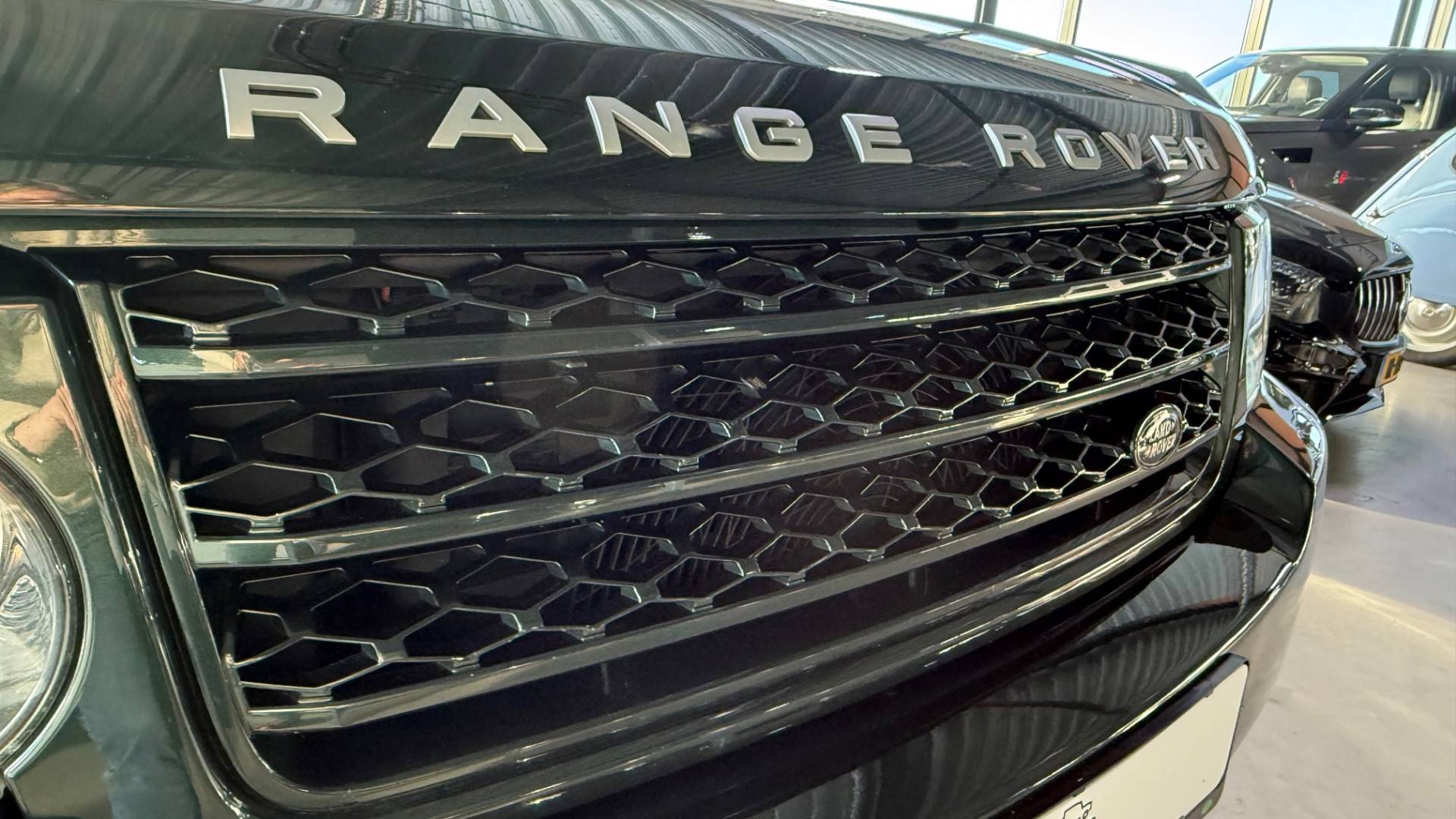 Land Rover Range Rover 5.0 V8 Supercharged 485984376-10