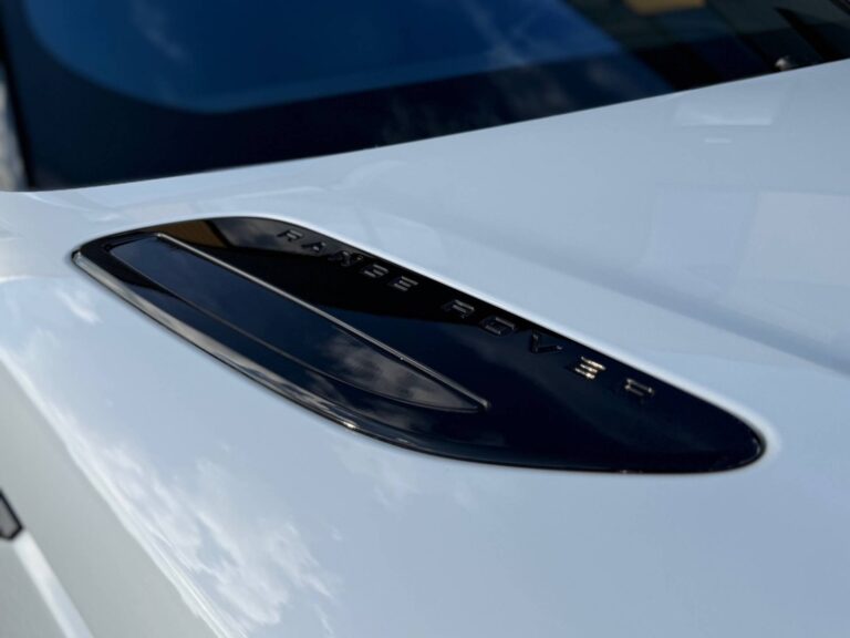 Land Rover Range Rover Velar 2.0 P250 Turbo AWD R-Dynamic SE wit 312676108-13