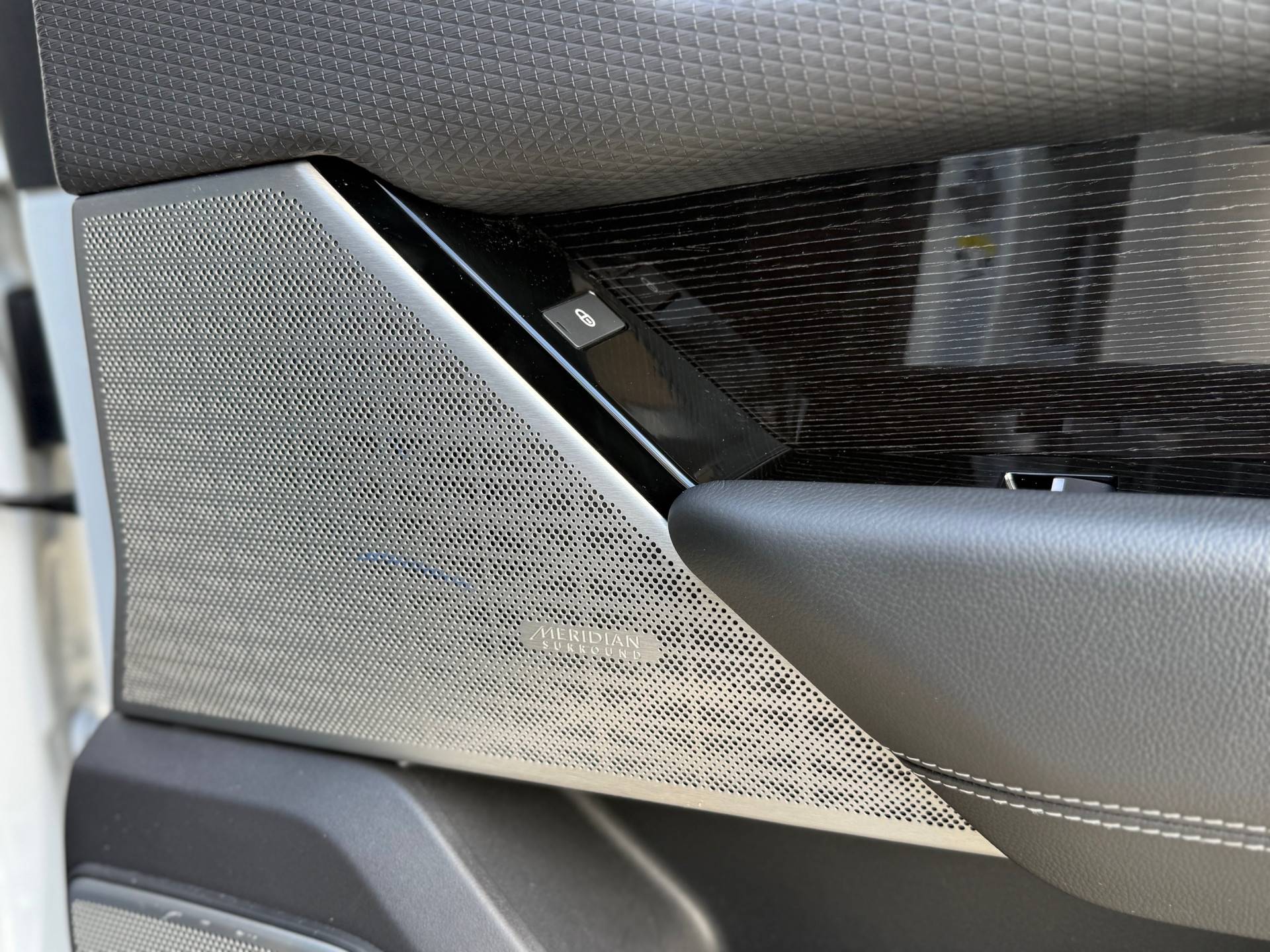 Land Rover Range Rover Velar 2.0 P250 Turbo AWD R-Dynamic SE wit 312676108-16