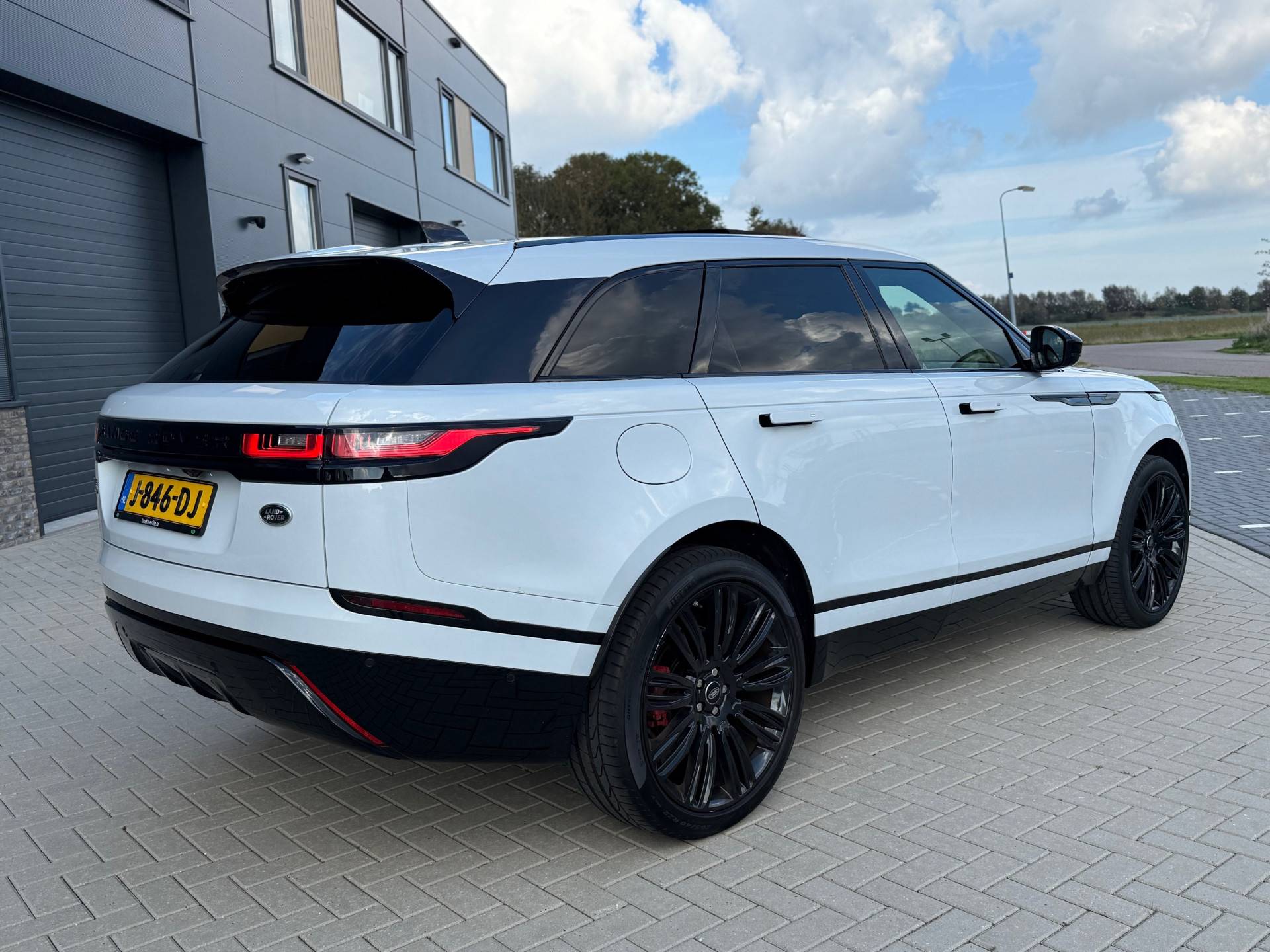 Land Rover Range Rover Velar 2.0 P250 Turbo AWD R-Dynamic SE wit 312676108-4