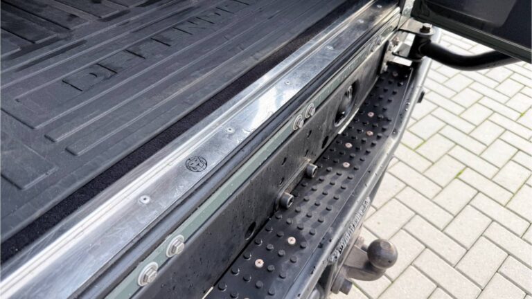 land rover defender 2.0i 16V 110 SW XTech 990471585-25