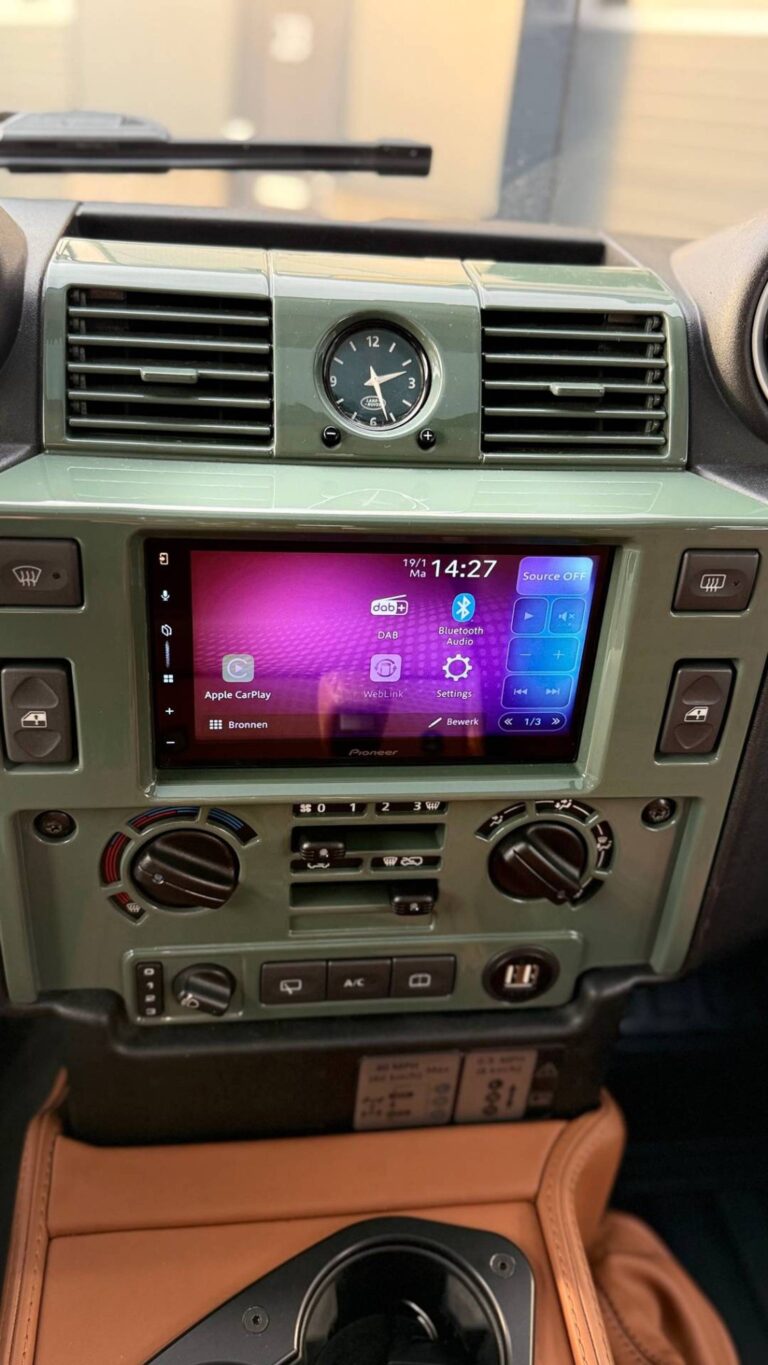 land rover defender 2.0i 16V 110 SW XTech 990471585-32