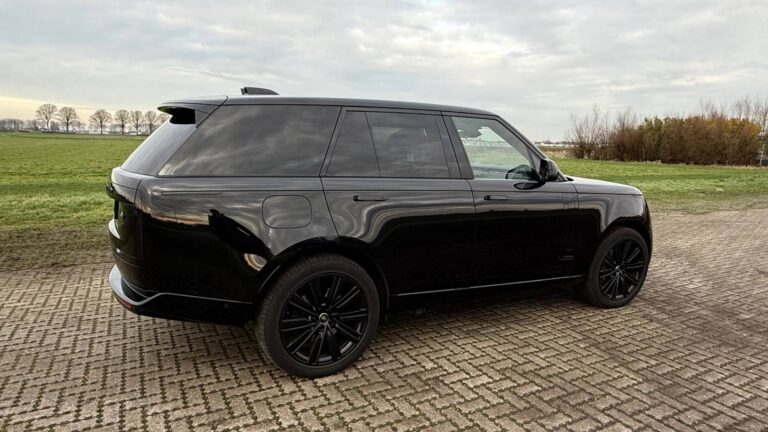 land rover range rover 3.0 P440e Autobiography PHEV 148167949-4