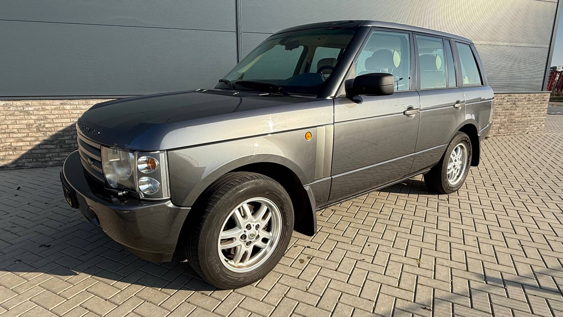 LR Range Rover 4.4 V8 HSE 911232603-1