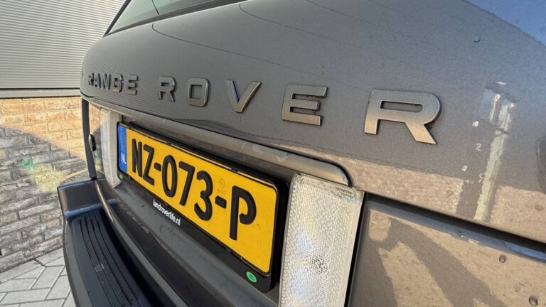 LR Range Rover 4.4 V8 HSE 911232603-18