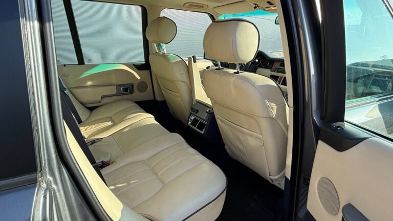 LR Range Rover 4.4 V8 HSE 911232603-19
