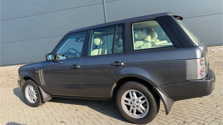 LR Range Rover 4.4 V8 HSE 911232603-5
