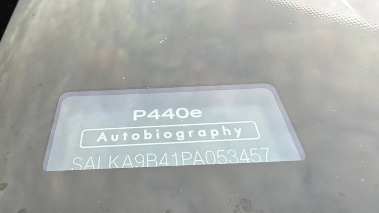 land rover range rover 3.0 P440e Autobiography PHEV Approved 148167949-13