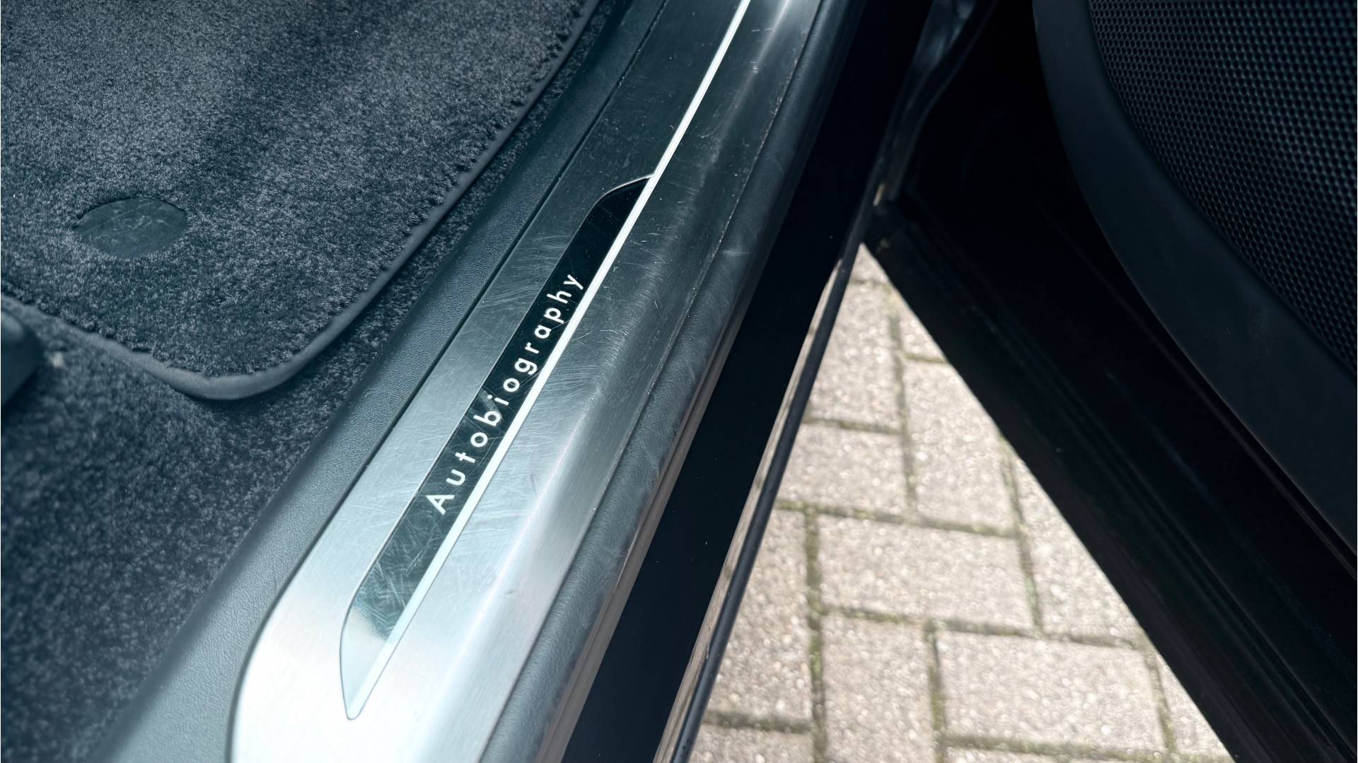 land rover range rover 3.0 P440e Autobiography PHEV Approved 148167949-19