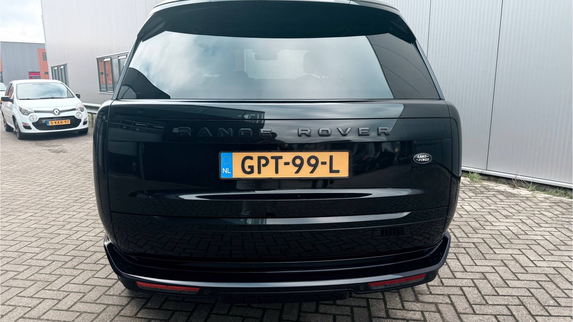 land rover range rover 3.0 P440e Autobiography PHEV Approved 148167949-6