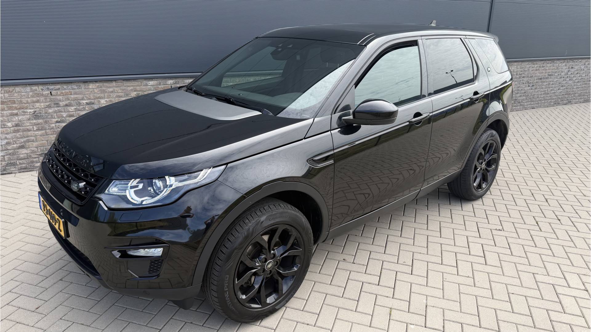 Land Rover Discovery Sport 2.0 TD4 HSE Luxury 257161950-2