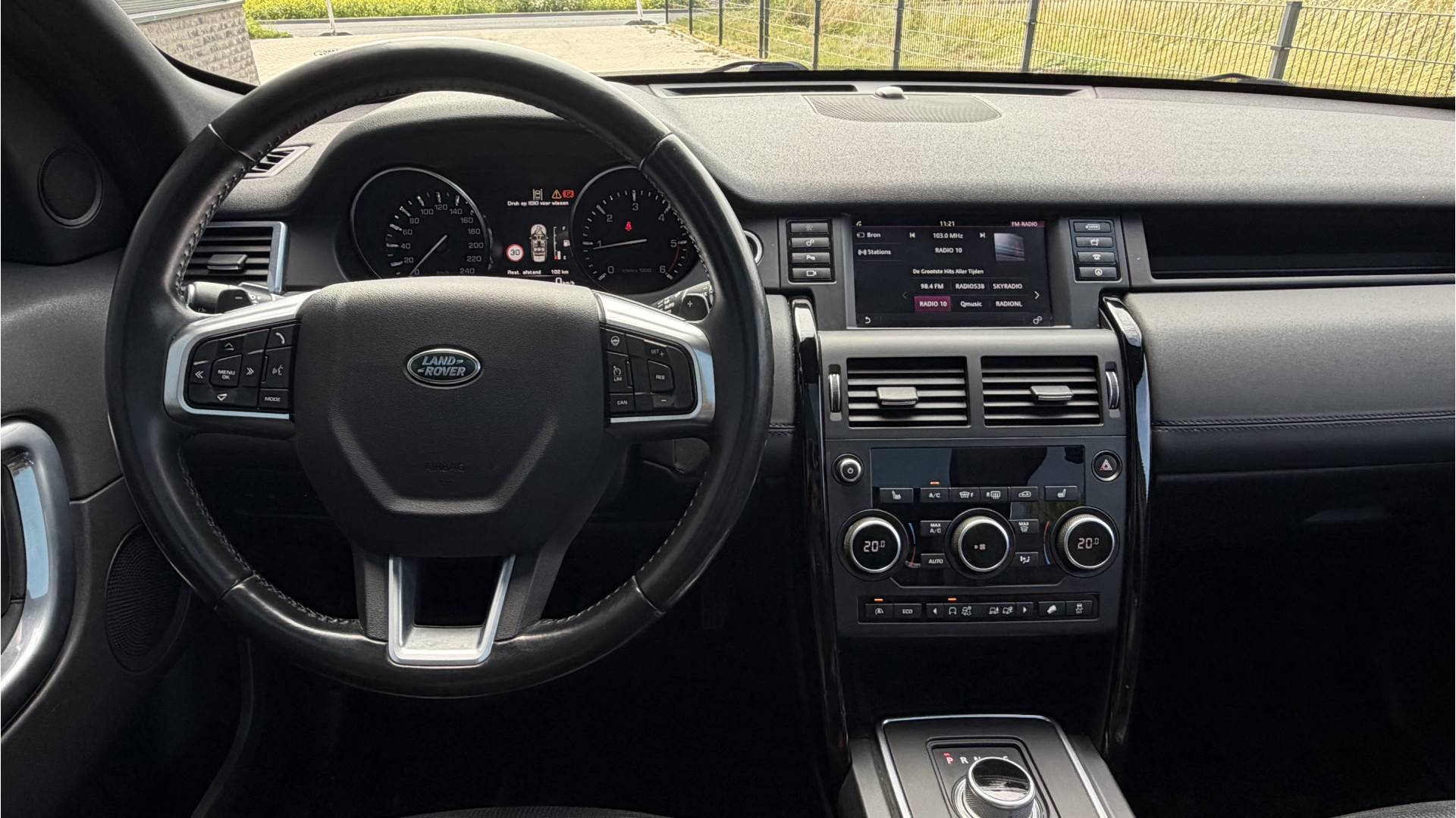 Land Rover Discovery Sport 2.0 TD4 HSE Luxury 257161950-21