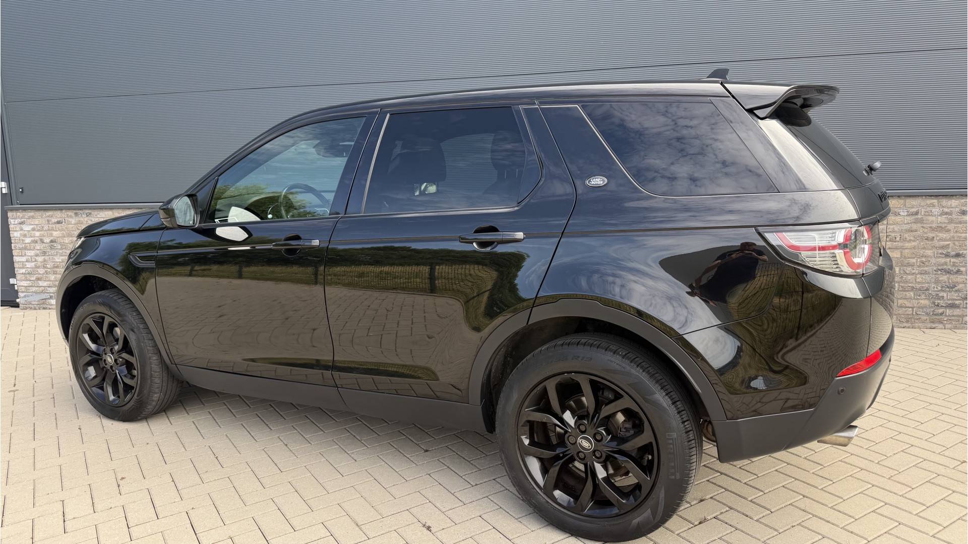 Land Rover Discovery Sport 2.0 TD4 HSE Luxury 257161950-6
